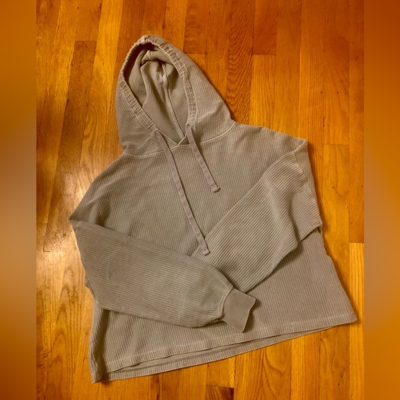 🌳LIVE OAK PULLOVER🌳 - Picture 1 of 4